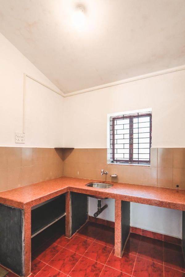 Piggy Hostel Vagator Εξωτερικό φωτογραφία